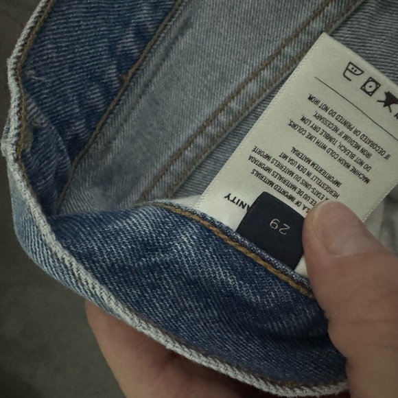 Blue Jeans - Picture 4 of 4